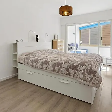 Centre Ville, Parking, 2 Min Gare Apartment